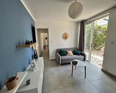 Cosy Situe Pres De Nimes
