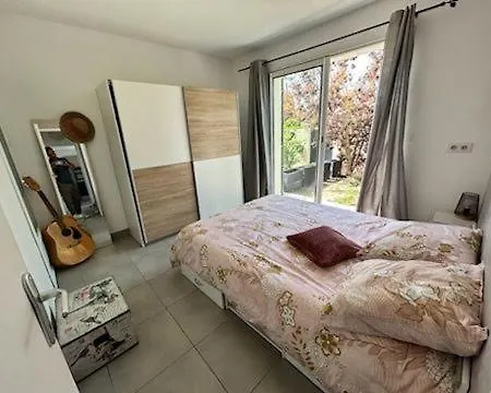 Cosy Situe Pres De Nimes شقة Bouillargues